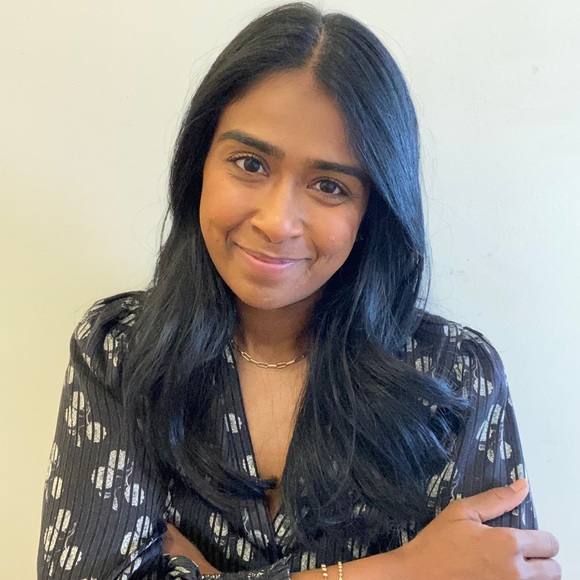 Meet your Posher, Diana - Picture 1 of 1